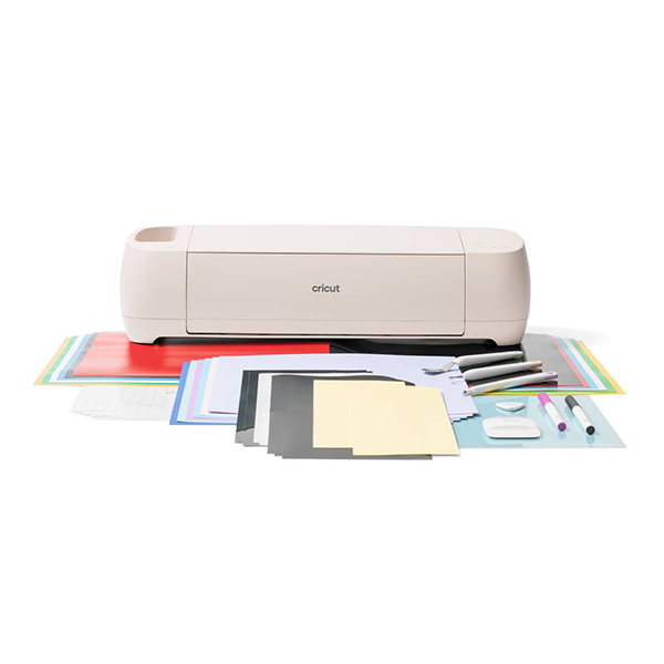Lot Cricut Explore 4 + materials