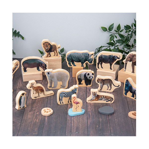 Lot 15 blocs fusta animals salvatges