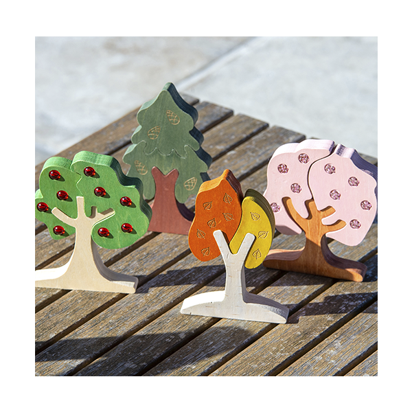 Arbres de les estacions amb gemmes