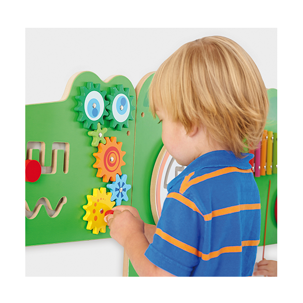 Crocodrile activity wall panels