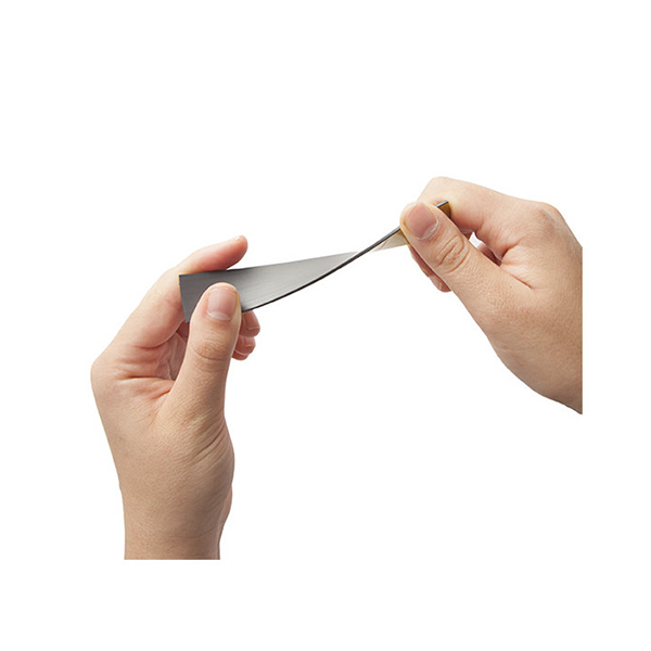 Bandes magnètiques adhesives