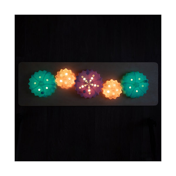 Light up twist and turn cog board